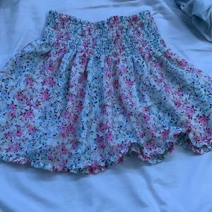 nice light weight skirt